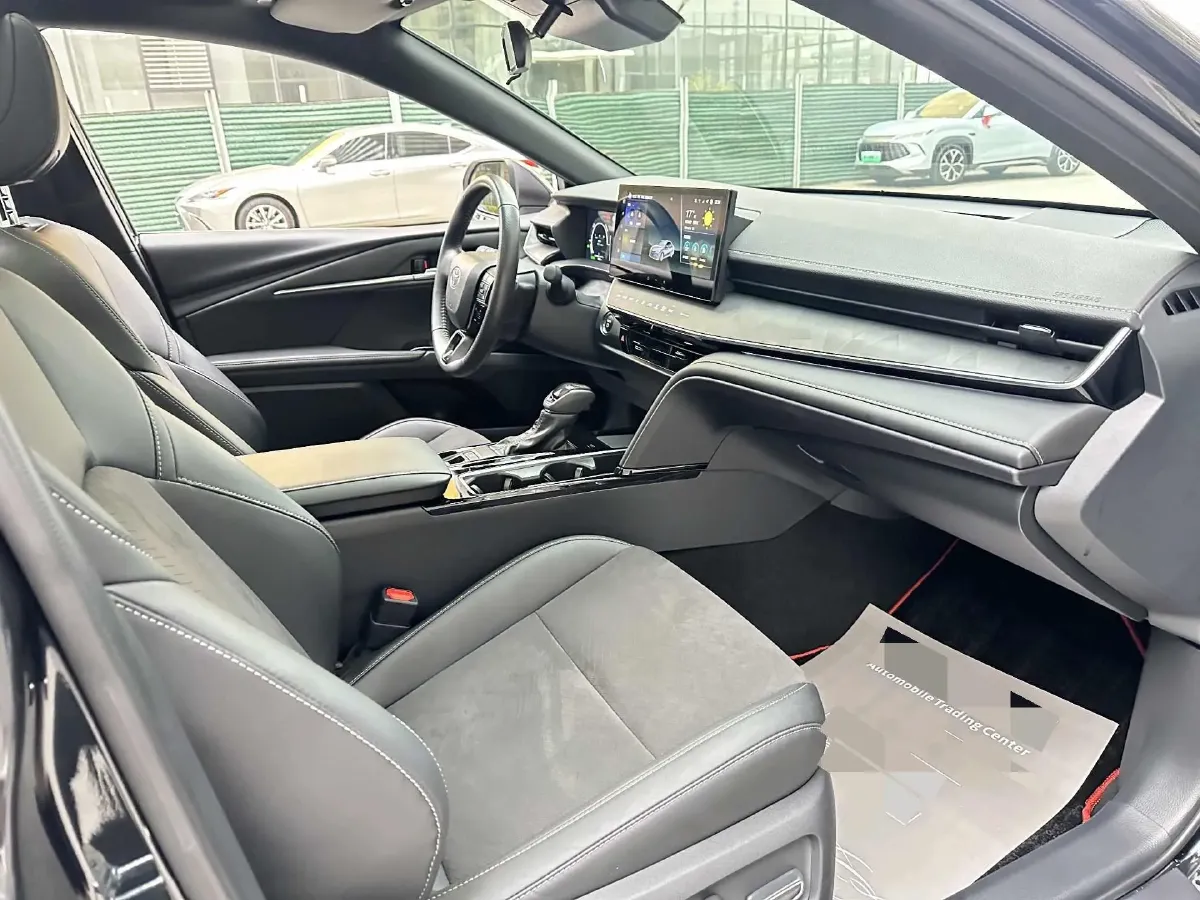 2024 Toyota Camry 2.0L 152HP L4 E-CVT Hybrid,autocango,china used car exporter,china ev exporter,chinese used car exporter,chinese used ev exporter