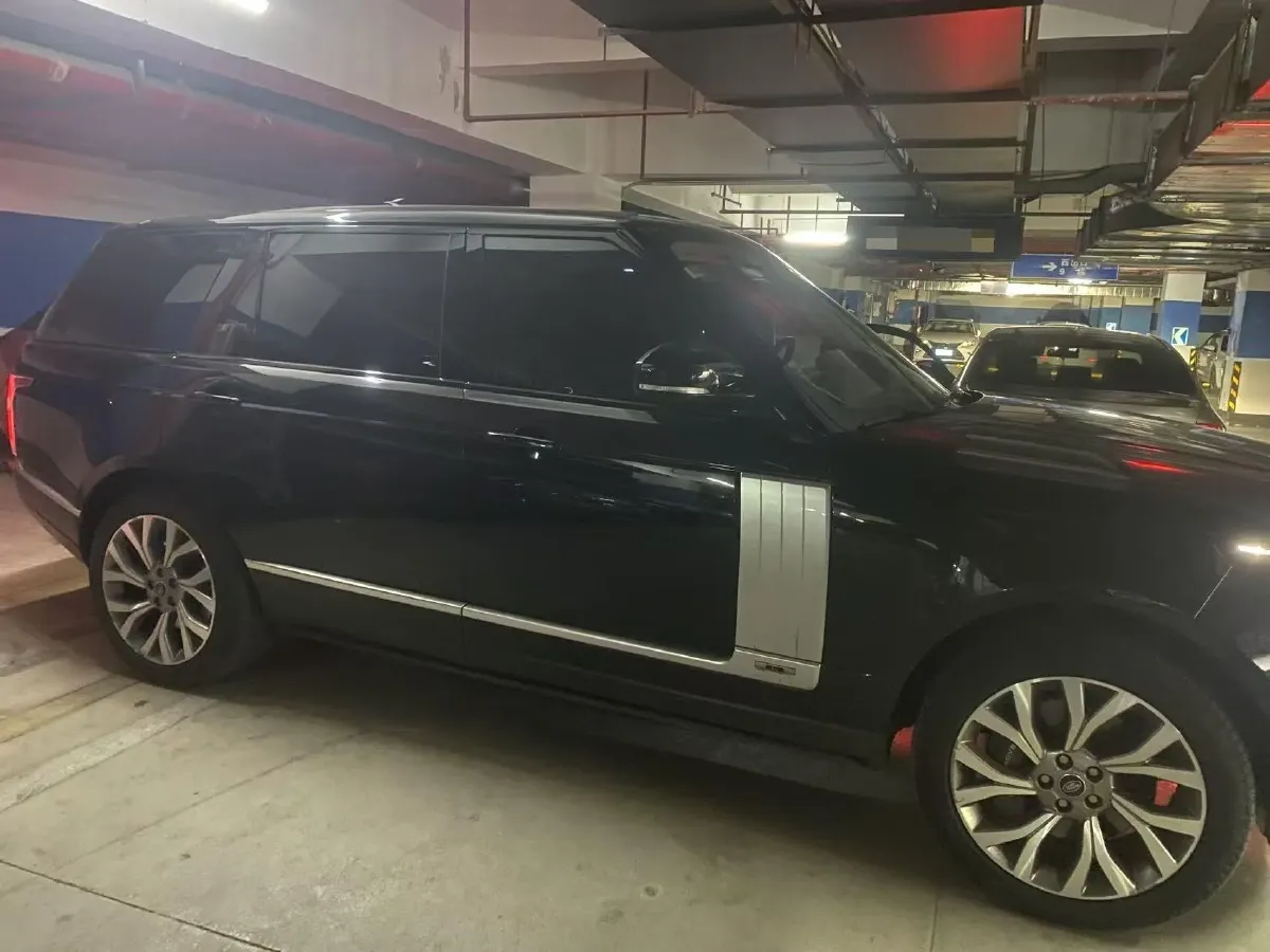 2021 Land Rover Range Rover 3.0T 400HP L6 8AT,autocango,china used car exporter,china ev exporter,chinese used car exporter,chinese used ev exporter