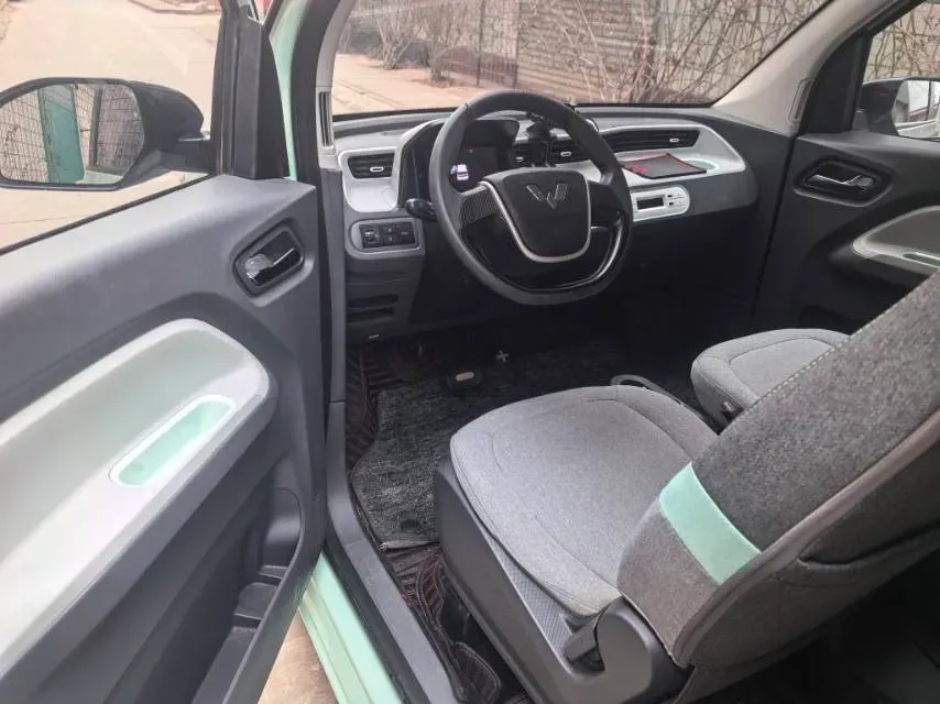 2021 WuLing HongGuang MINI EV BEV 13.9KWH,autocango,china used car exporter,china ev exporter,chinese used car exporter,chinese used ev exporter