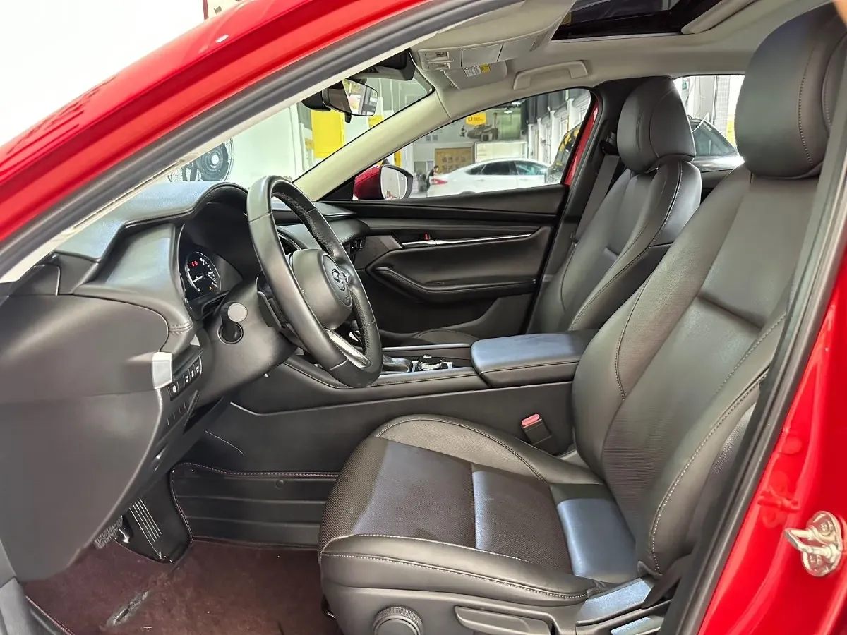 2022 Mazda 3 Axela 2.0L 158HP L4 6AT,autocango,china used car exporter,china ev exporter,chinese used car exporter,chinese used ev exporter