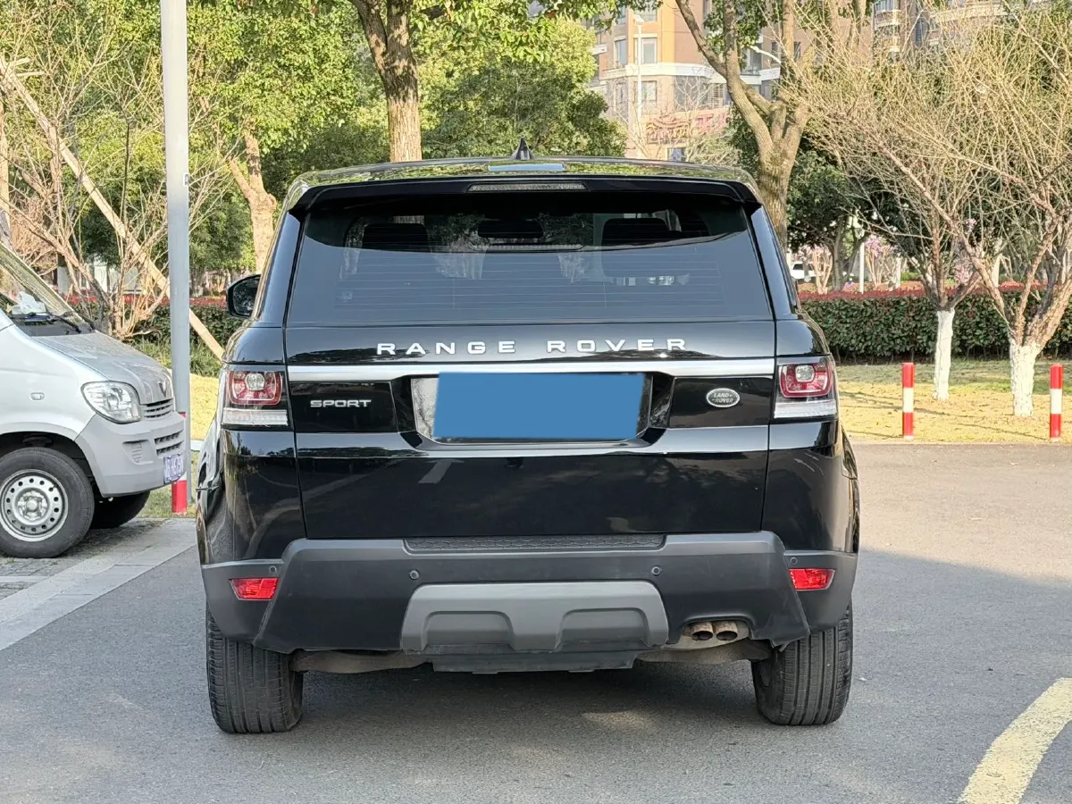2016 Land Rover Range Rover Sport 2.0T 241HP L4 8AT,autocango,china used car exporter,china ev exporter,chinese used car exporter,chinese used ev exporter
