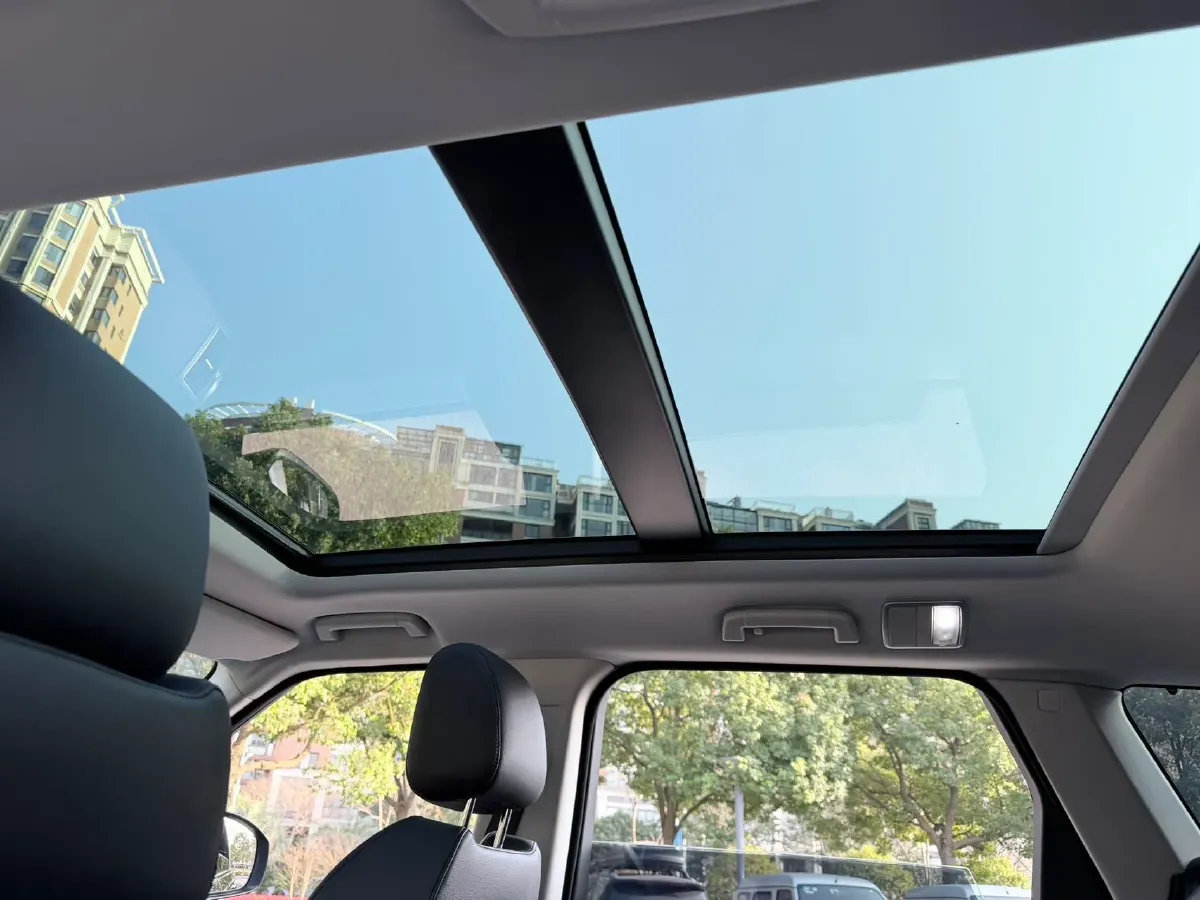 2016 Land Rover Range Rover Sport 2.0T 241HP L4 8AT,autocango,china used car exporter,china ev exporter,chinese used car exporter,chinese used ev exporter