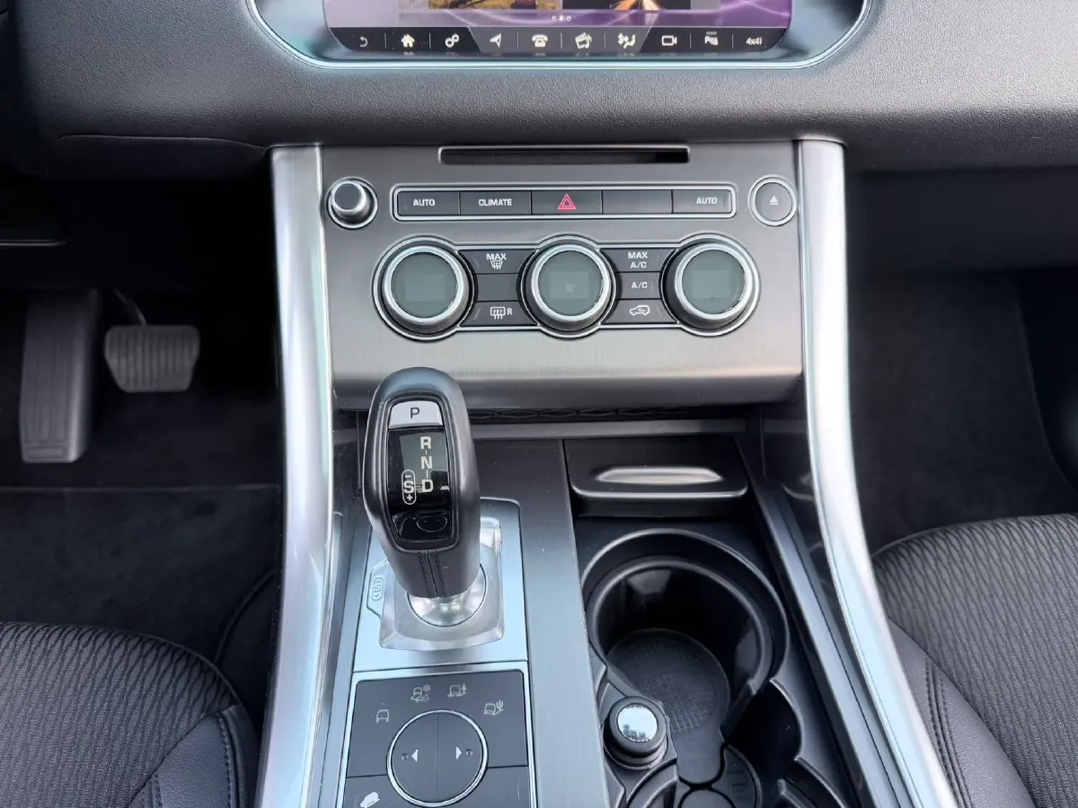 2016 Land Rover Range Rover Sport 2.0T 241HP L4 8AT,autocango,china used car exporter,china ev exporter,chinese used car exporter,chinese used ev exporter