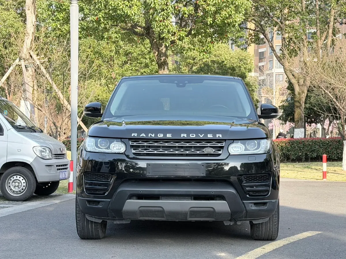 2016 Land Rover Range Rover Sport 2.0T 241HP L4 8AT,autocango,china used car exporter,china ev exporter,chinese used car exporter,chinese used ev exporter