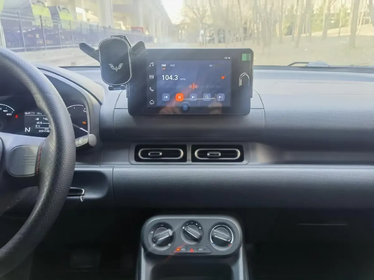 2024 WuLing HongGuang New Energy BEV 32.6KWH,autocango,china used car exporter,china ev exporter,chinese used car exporter,chinese used ev exporter