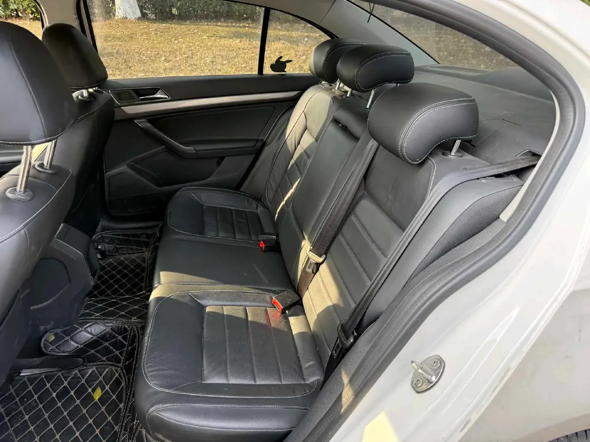 2017 Buick Excelle 1.5L 114HP L4 6AT,autocango,china used car exporter,china ev exporter,chinese used car exporter,chinese used ev exporter