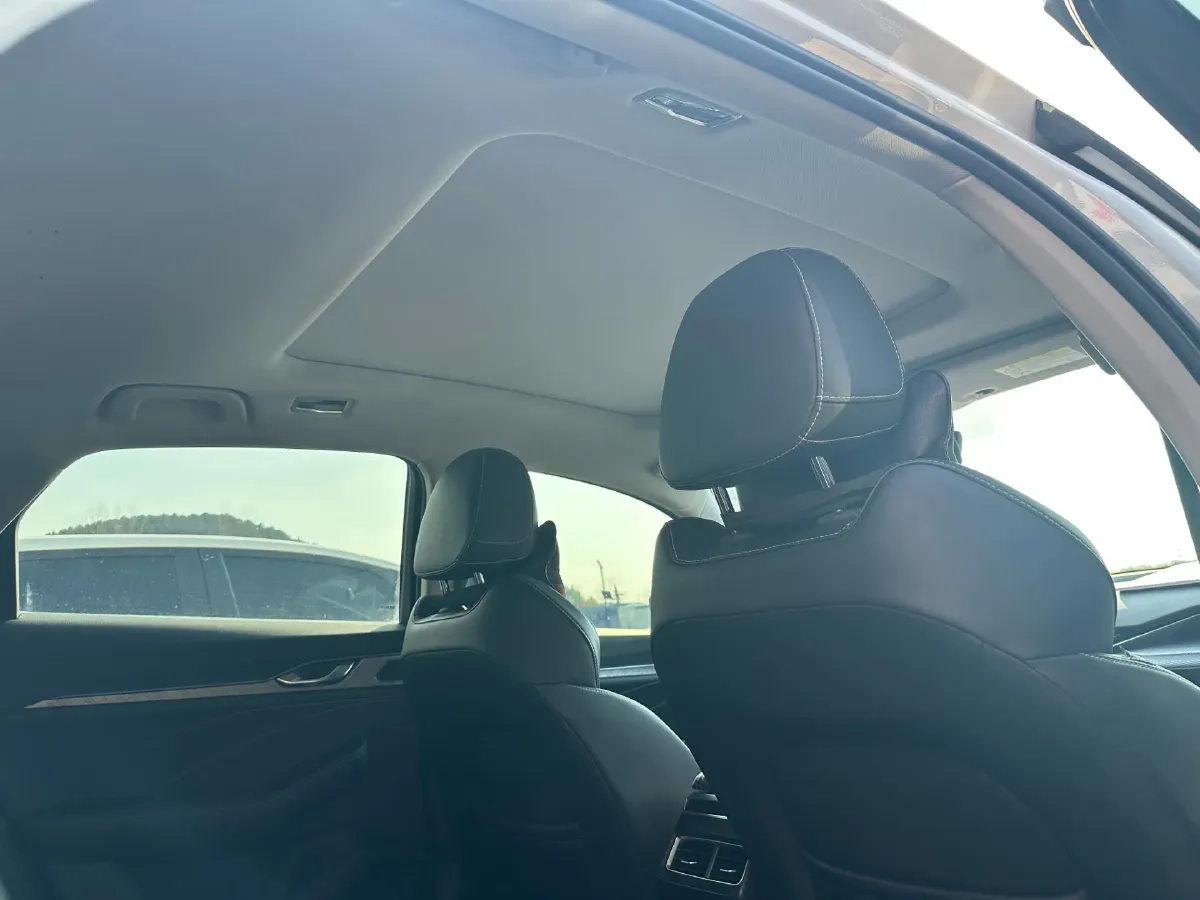 2021 Geely Preface 2.0T 190HP L4 7DCT,autocango,china used car exporter,china ev exporter,chinese used car exporter,chinese used ev exporter