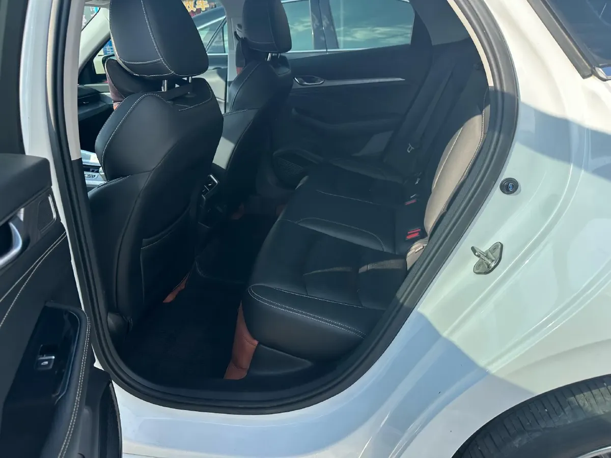 2021 Geely Preface 2.0T 190HP L4 7DCT,autocango,china used car exporter,china ev exporter,chinese used car exporter,chinese used ev exporter