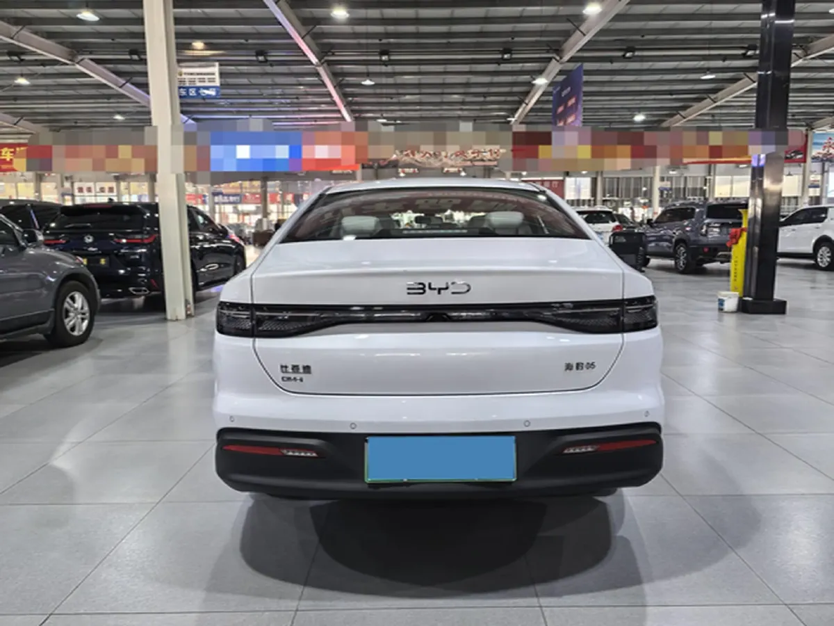 2025 BYD Seal05 DM-i 1.5L 101HP L4 E-CVT PHEV 7.68KWH,autocango,china used car exporter,china ev exporter,chinese used car exporter,chinese used ev exporter