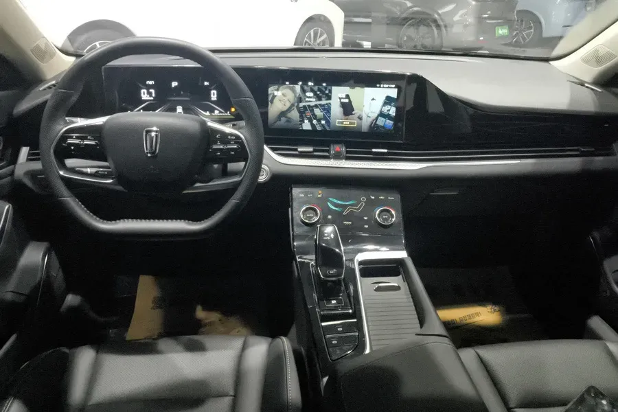 2022 ChangAn CS55 Plus 1.5T 188HP L4 7DCT,autocango,china used car exporter,china ev exporter,chinese used car exporter,chinese used ev exporter