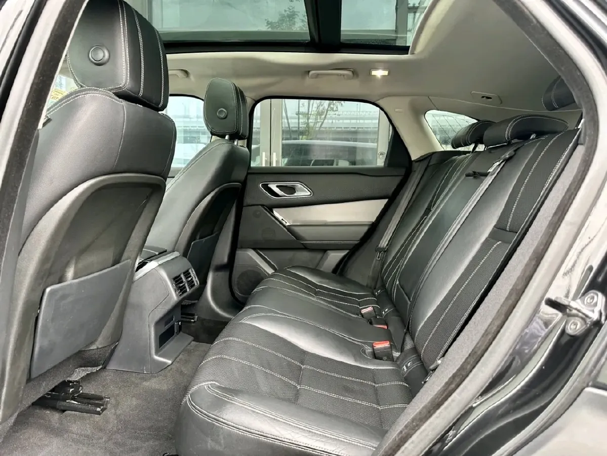 2018 Land Rover Range Rover Velar 3.0T 380HP V6 8AT,autocango,china used car exporter,china ev exporter,chinese used car exporter,chinese used ev exporter