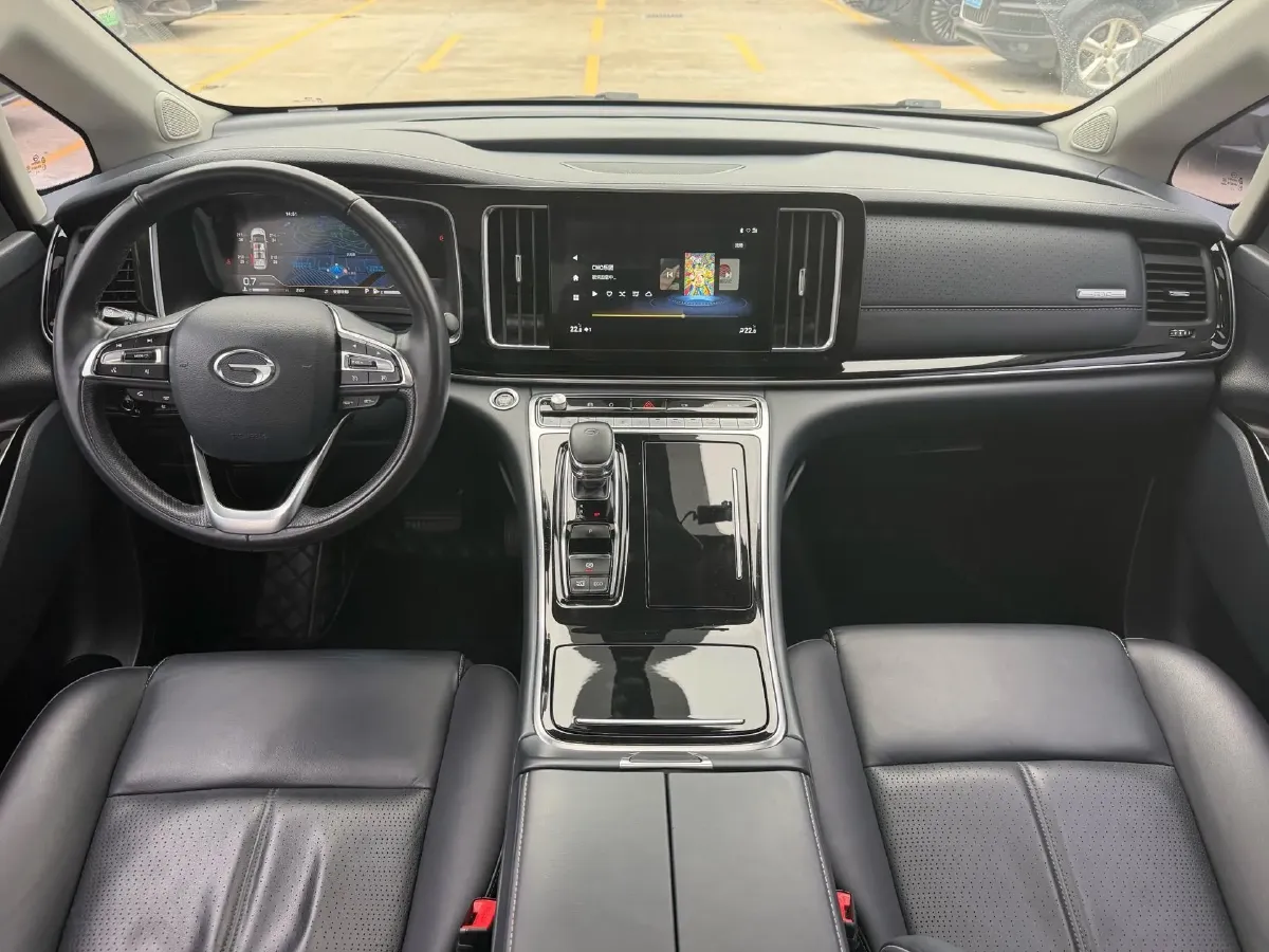 2021 GAC Trumpchi M8 2.0T 252HP L4 8AT,autocango,china used car exporter,china ev exporter,chinese used car exporter,chinese used ev exporter