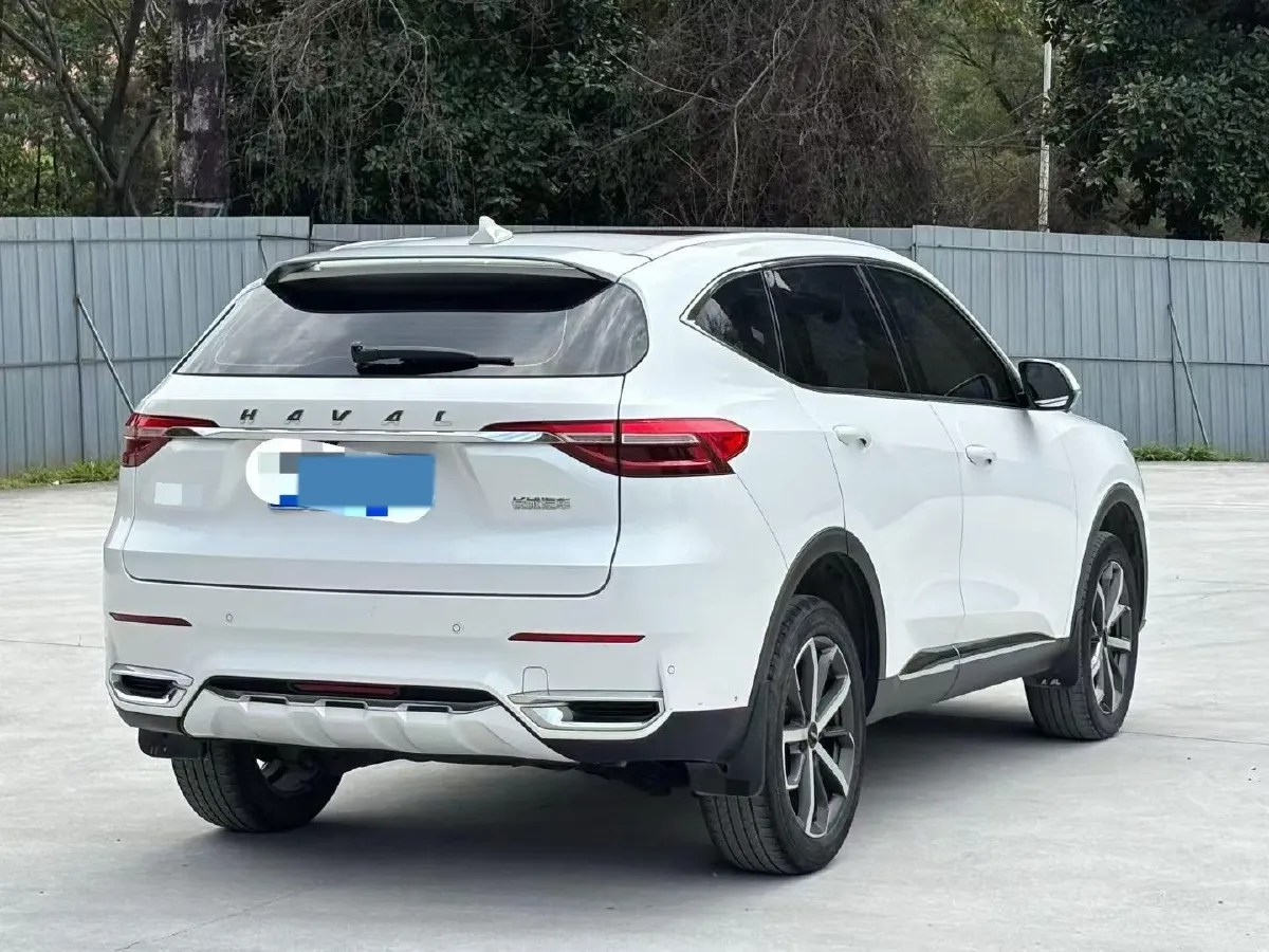 2021 Haval F7 1.5T 169HP L4 7DCT,autocango,china used car exporter,china ev exporter,chinese used car exporter,chinese used ev exporter