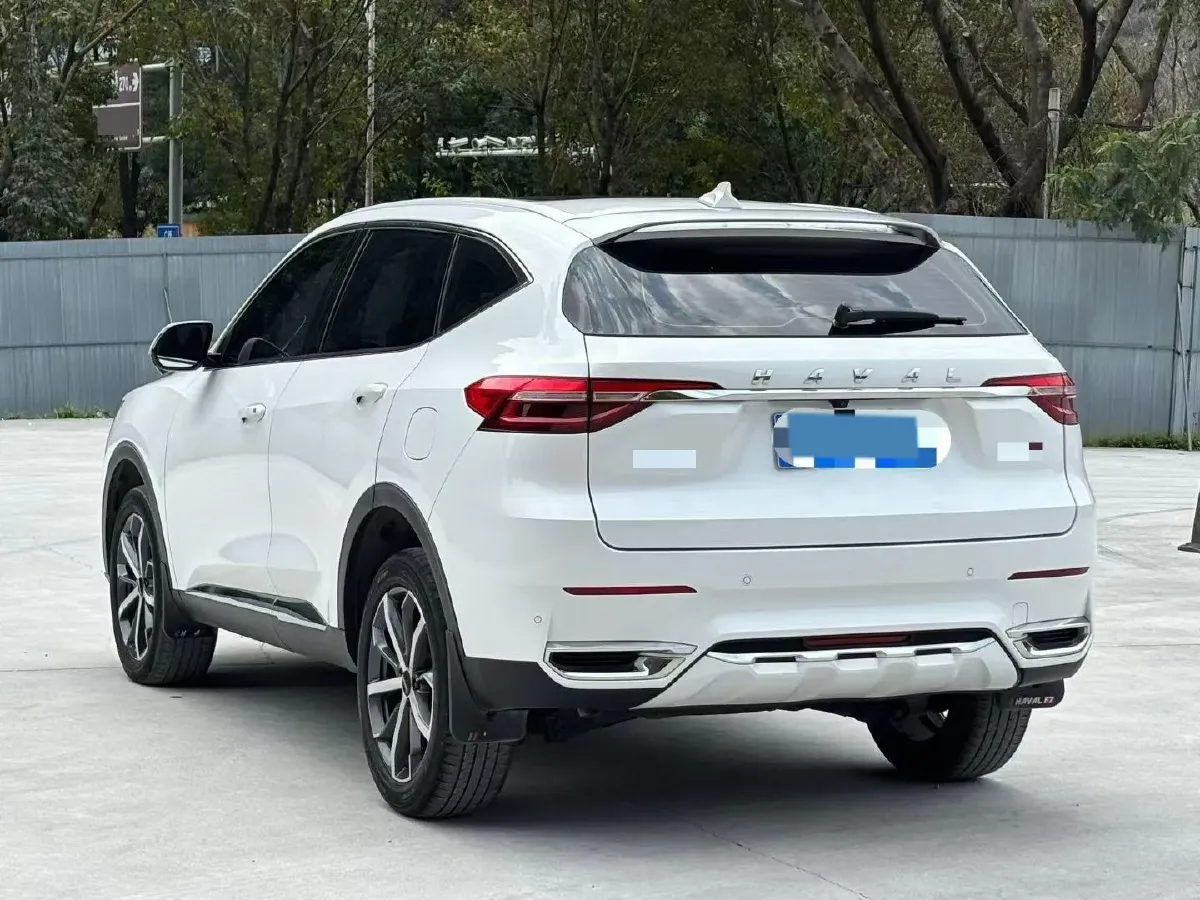 2021 Haval F7 1.5T 169HP L4 7DCT,autocango,china used car exporter,china ev exporter,chinese used car exporter,chinese used ev exporter