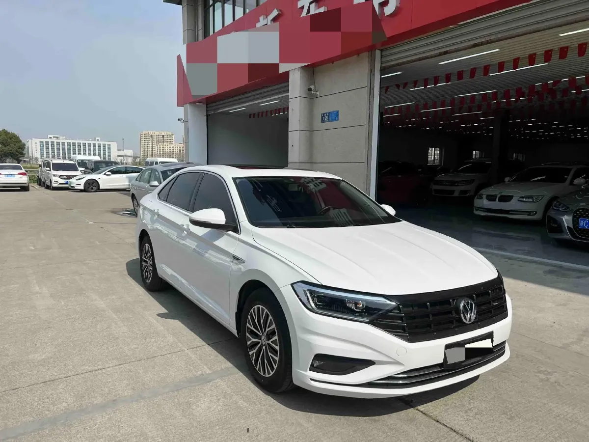 2019 Jeep Renegade 1.3T 173HP L4 7DCT,autocango,china used car exporter,china ev exporter,chinese used car exporter,chinese used ev exporter