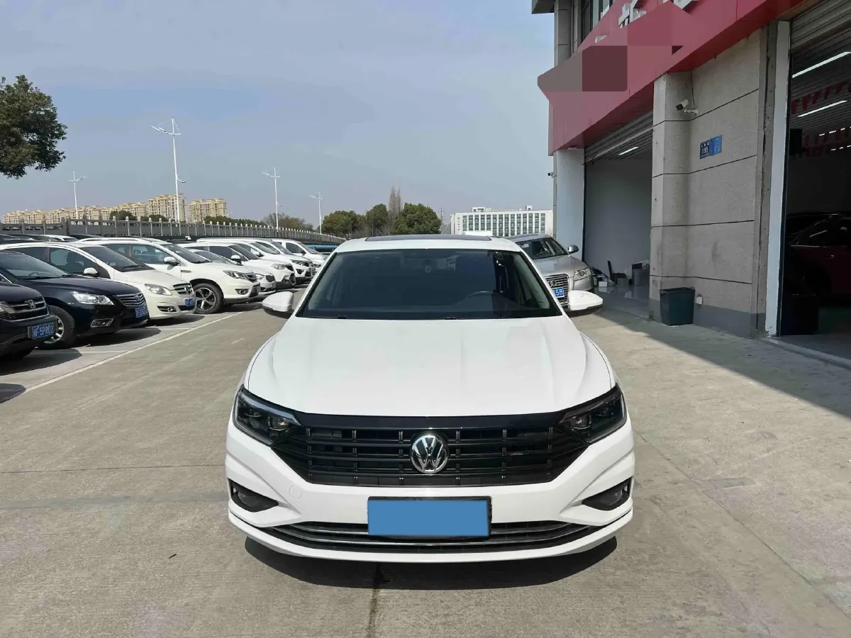 2019 Jeep Renegade 1.3T 173HP L4 7DCT,autocango,china used car exporter,china ev exporter,chinese used car exporter,chinese used ev exporter