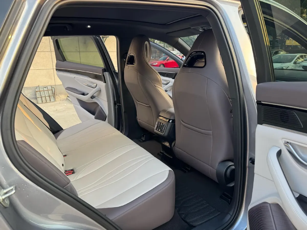 2025 BYD Song Plus 1.5L 101HP L4 E-CVT PHEV 18.3KWH,autocango,china used car exporter,china ev exporter,chinese used car exporter,chinese used ev exporter