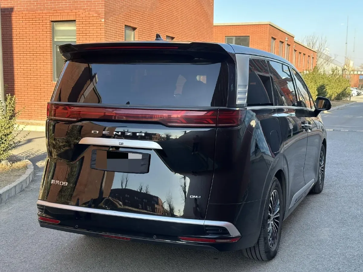 2022 HongQi HS7 3.0T 337HP V6 8AT,autocango,china used car exporter,china ev exporter,chinese used car exporter,chinese used ev exporter