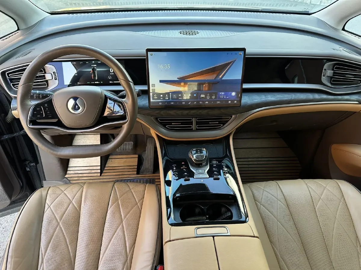 2022 HongQi HS7 3.0T 337HP V6 8AT,autocango,china used car exporter,china ev exporter,chinese used car exporter,chinese used ev exporter