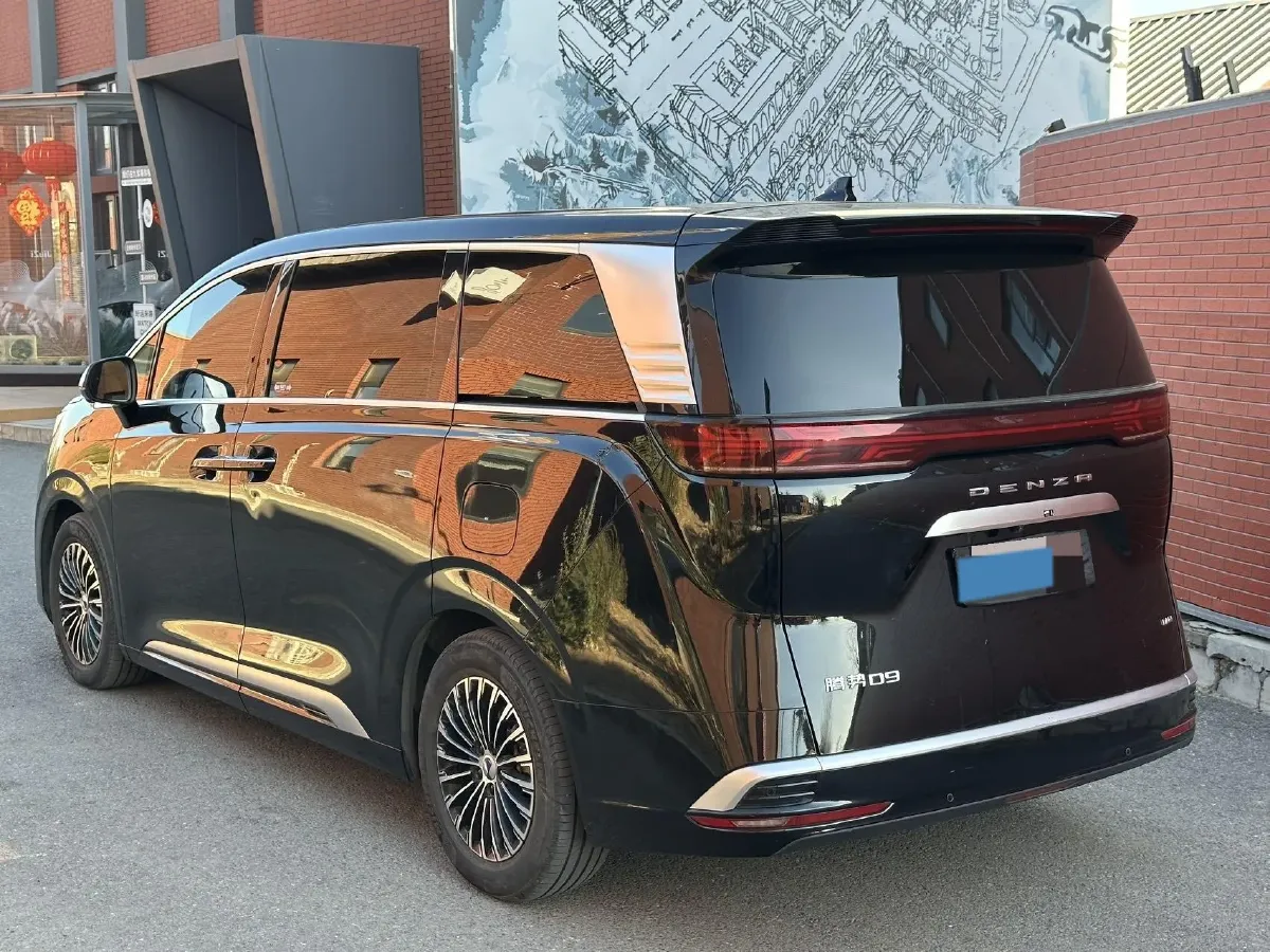 2022 HongQi HS7 3.0T 337HP V6 8AT,autocango,china used car exporter,china ev exporter,chinese used car exporter,chinese used ev exporter