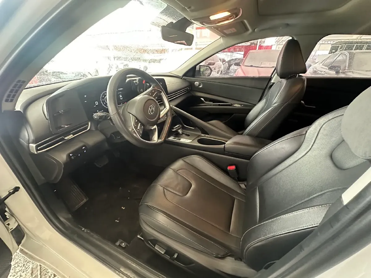 2021 Hyundai Elantra 1.5L 115HP L4 CVT,autocango,china used car exporter,china ev exporter,chinese used car exporter,chinese used ev exporter