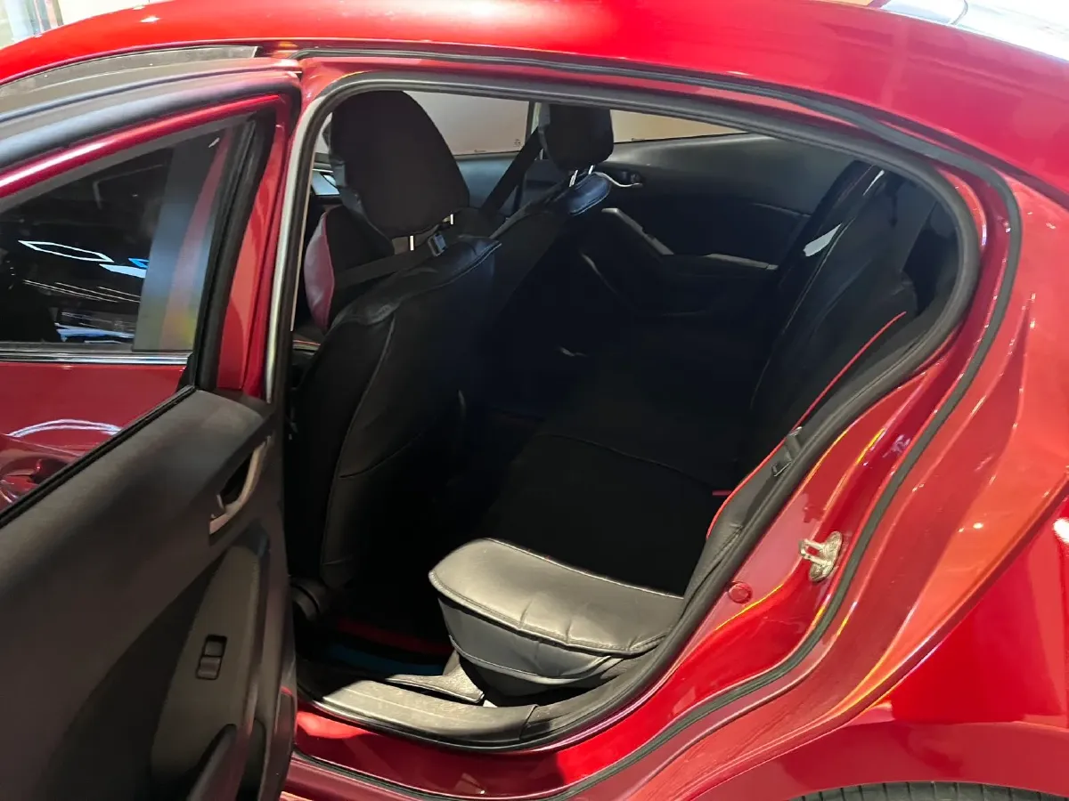 2017 Mazda 3 Axela 1.5L 117HP L4 6AT,autocango,china used car exporter,china ev exporter,chinese used car exporter,chinese used ev exporter