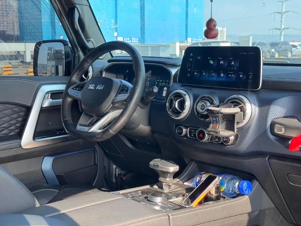 2021 Beijing BJ40 2.0T 224HP L4 8AT,autocango,china used car exporter,china ev exporter,chinese used car exporter,chinese used ev exporter