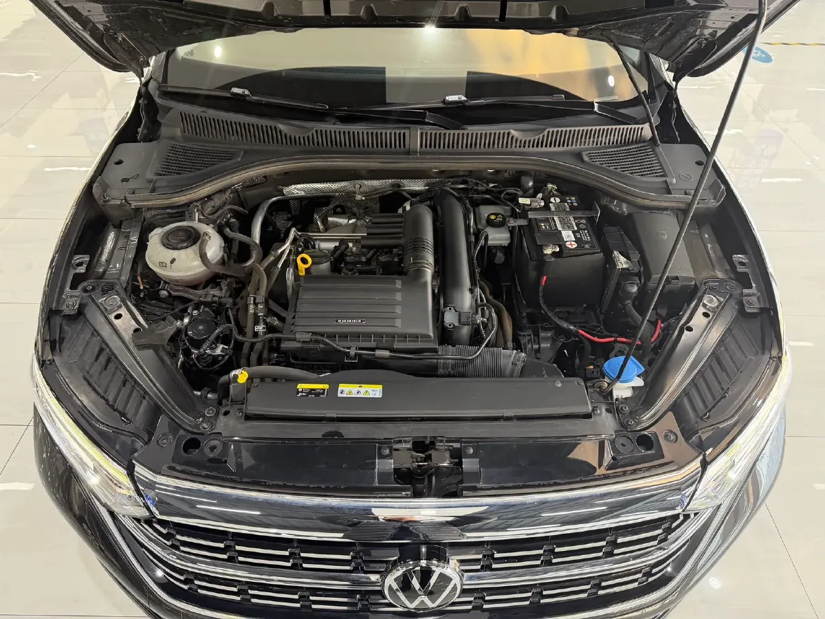 2023 Volkswagen Sagitar 1.5T 160HP L4 7DCT,autocango,china used car exporter,china ev exporter,chinese used car exporter,chinese used ev exporter