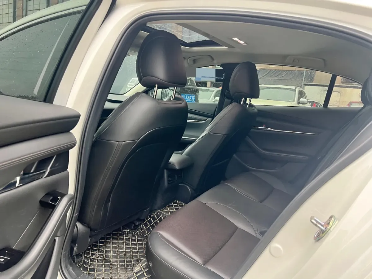 2020 Mazda 3 Axela 2.0L 158HP L4 6AT,autocango,china used car exporter,china ev exporter,chinese used car exporter,chinese used ev exporter