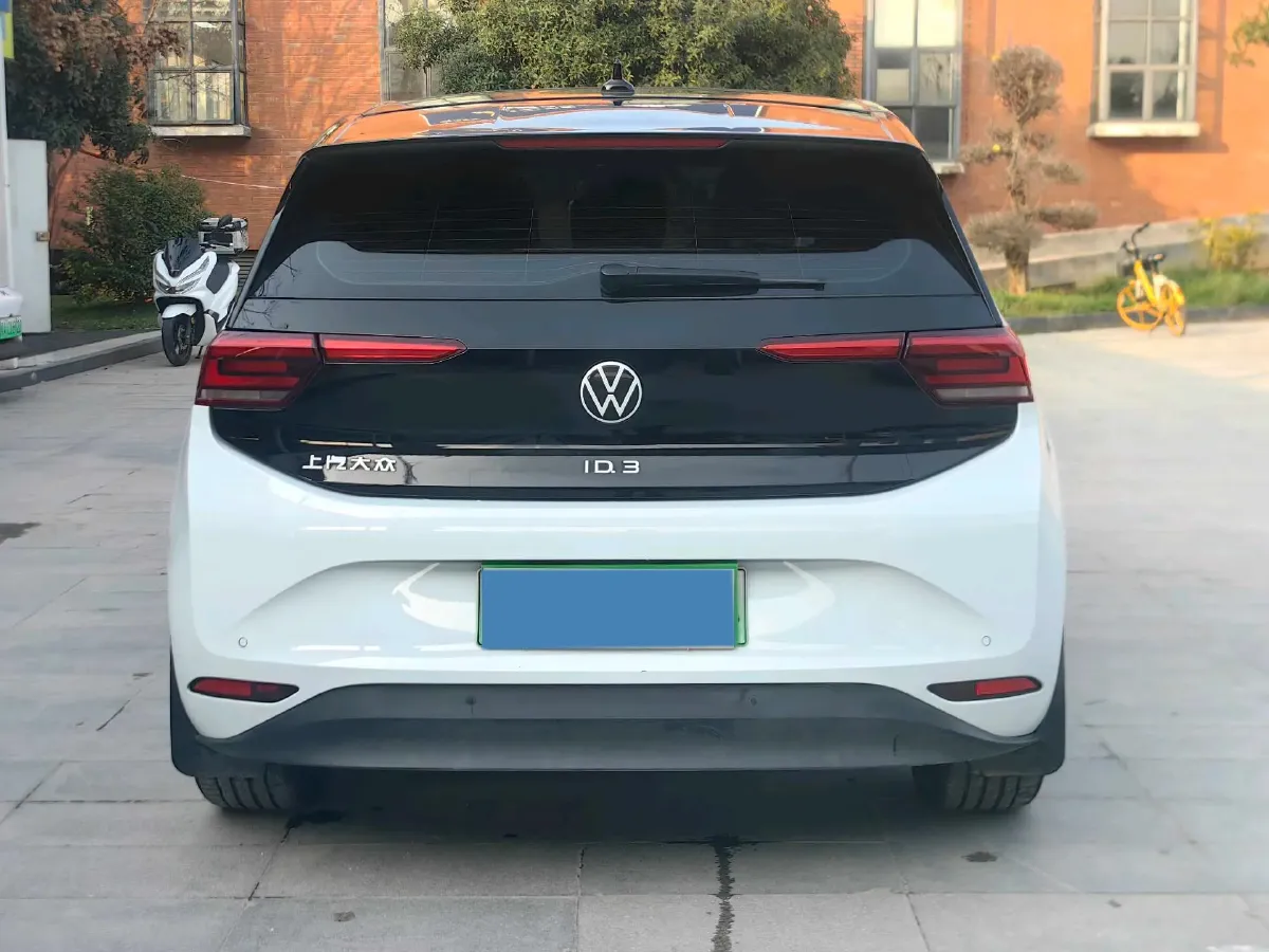 2023 Volkswagen ID.3 BEV 52.8KWH,autocango,china used car exporter,china ev exporter,chinese used car exporter,chinese used ev exporter