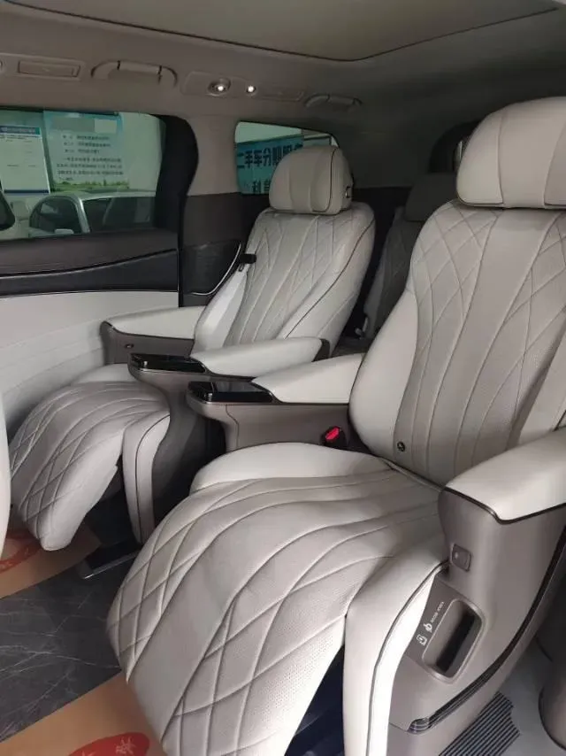 2023 Denza D9 1.5T 139HP L4 E-CVT PHEV 20.39KWH,autocango,china used car exporter,china ev exporter,chinese used car exporter,chinese used ev exporter