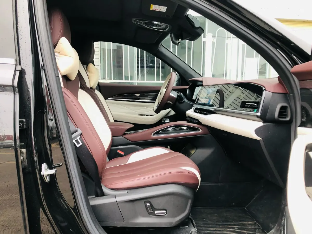 2024 Geely Monjaro 2.0T 238HP L4 8AT,autocango,china used car exporter,china ev exporter,chinese used car exporter,chinese used ev exporter