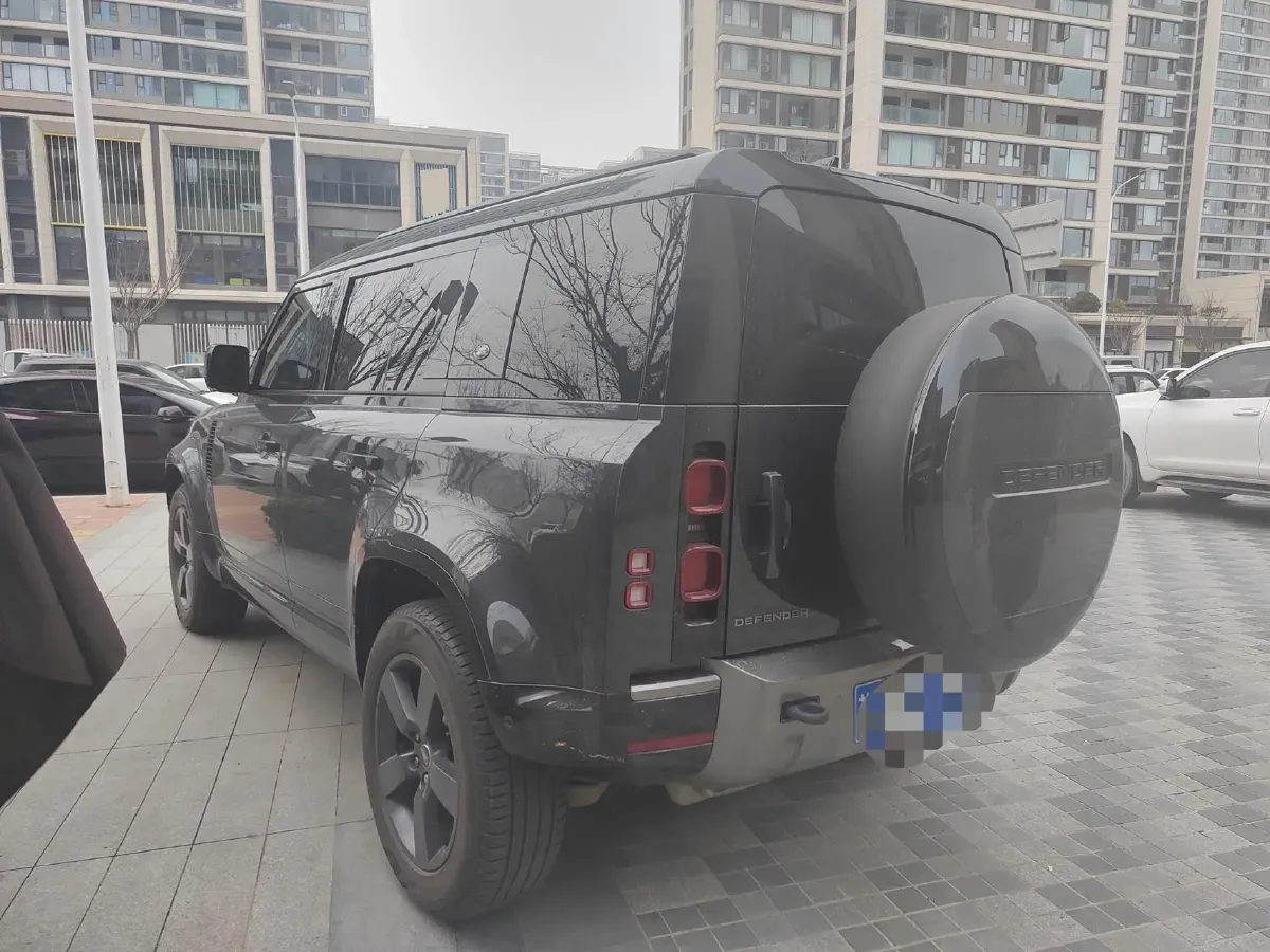 2024 Land Rover Defender 3.0T 400HP L6 8AT,autocango,china used car exporter,china ev exporter,chinese used car exporter,chinese used ev exporter
