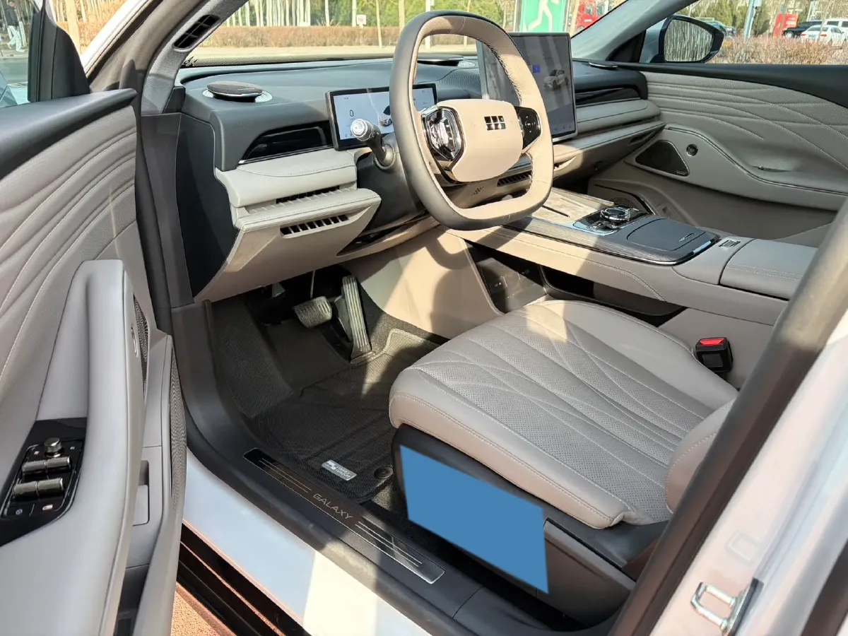 2025 Geely Galaxy Starshine 8 1.5L 112HP L4 1DHT PHEV,autocango,china used car exporter,china ev exporter,chinese used car exporter,chinese used ev exporter