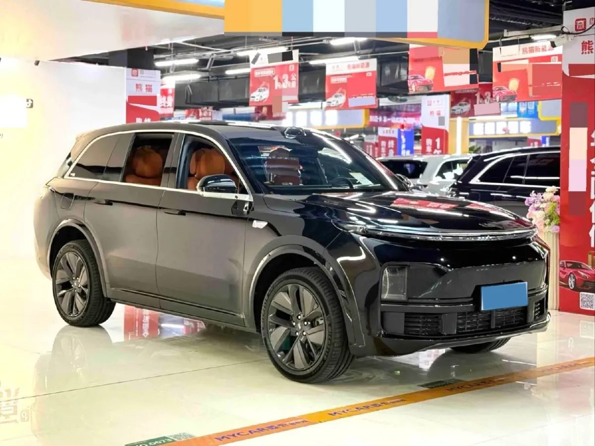 2024 Ford Bronco 2.3T 275HP L4 10AT,autocango,china used car exporter,china ev exporter,chinese used car exporter,chinese used ev exporter