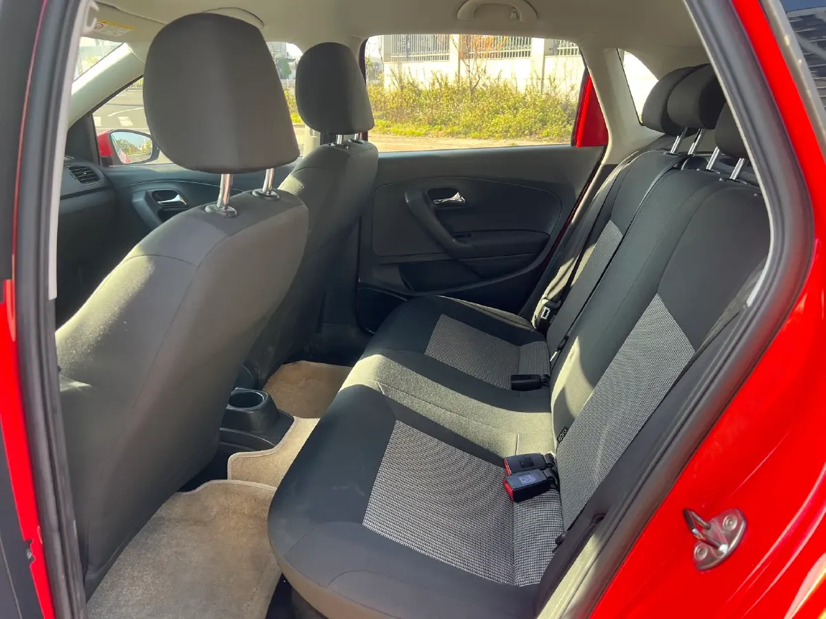 2016 Volkswagen Polo 1.4L 90HP L4 6AT,autocango,china used car exporter,china ev exporter,chinese used car exporter,chinese used ev exporter