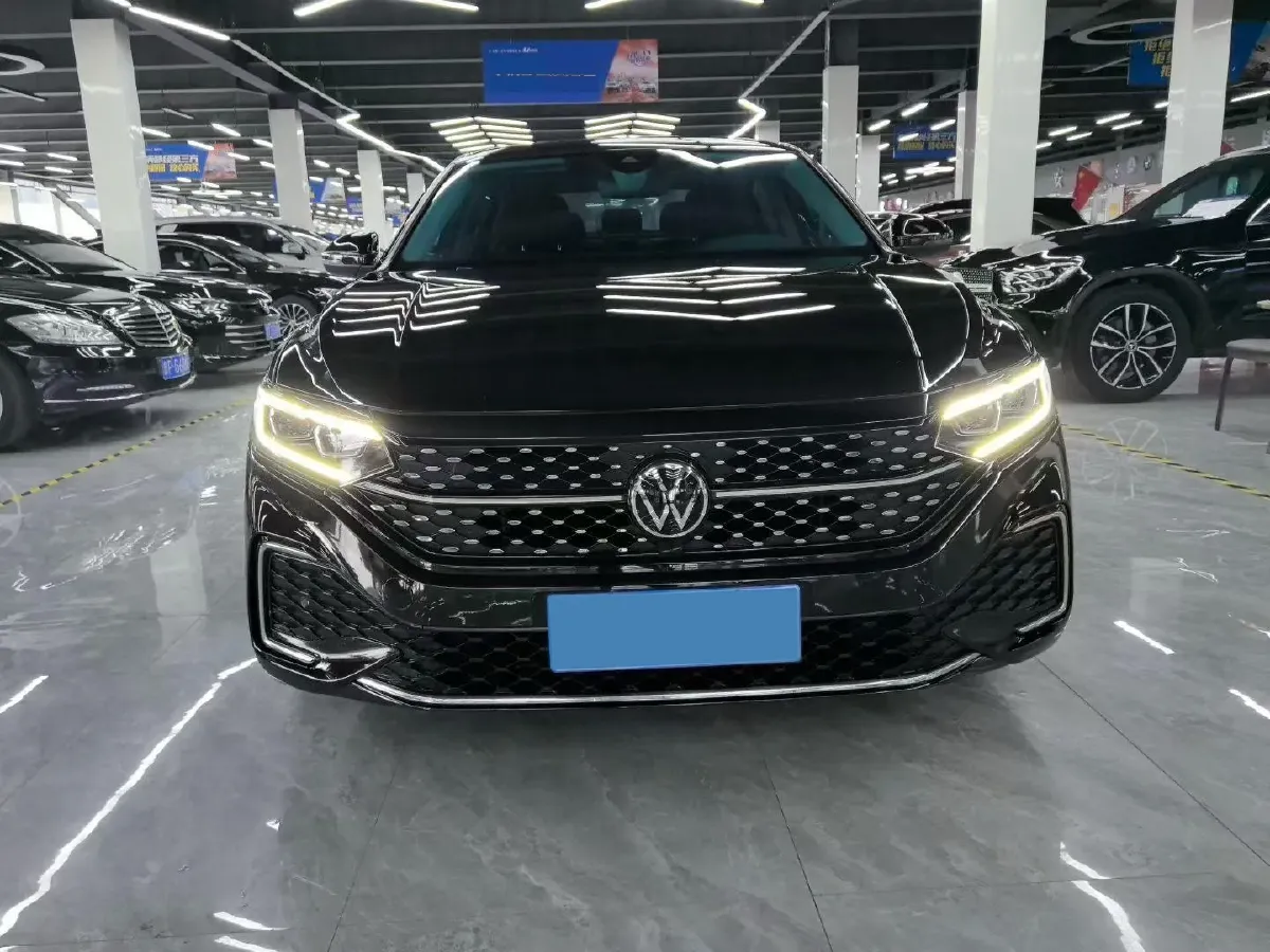2022 Xpeng P7 BEV 60.2KWH,autocango,china used car exporter,china ev exporter,chinese used car exporter,chinese used ev exporter