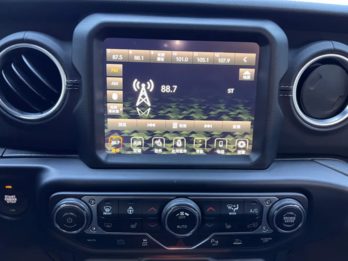 2021 Jeep Wrangler 2.0T 266HP L4 8AT PHEV 17KWH,autocango,china used car exporter,china ev exporter,chinese used car exporter,chinese used ev exporter