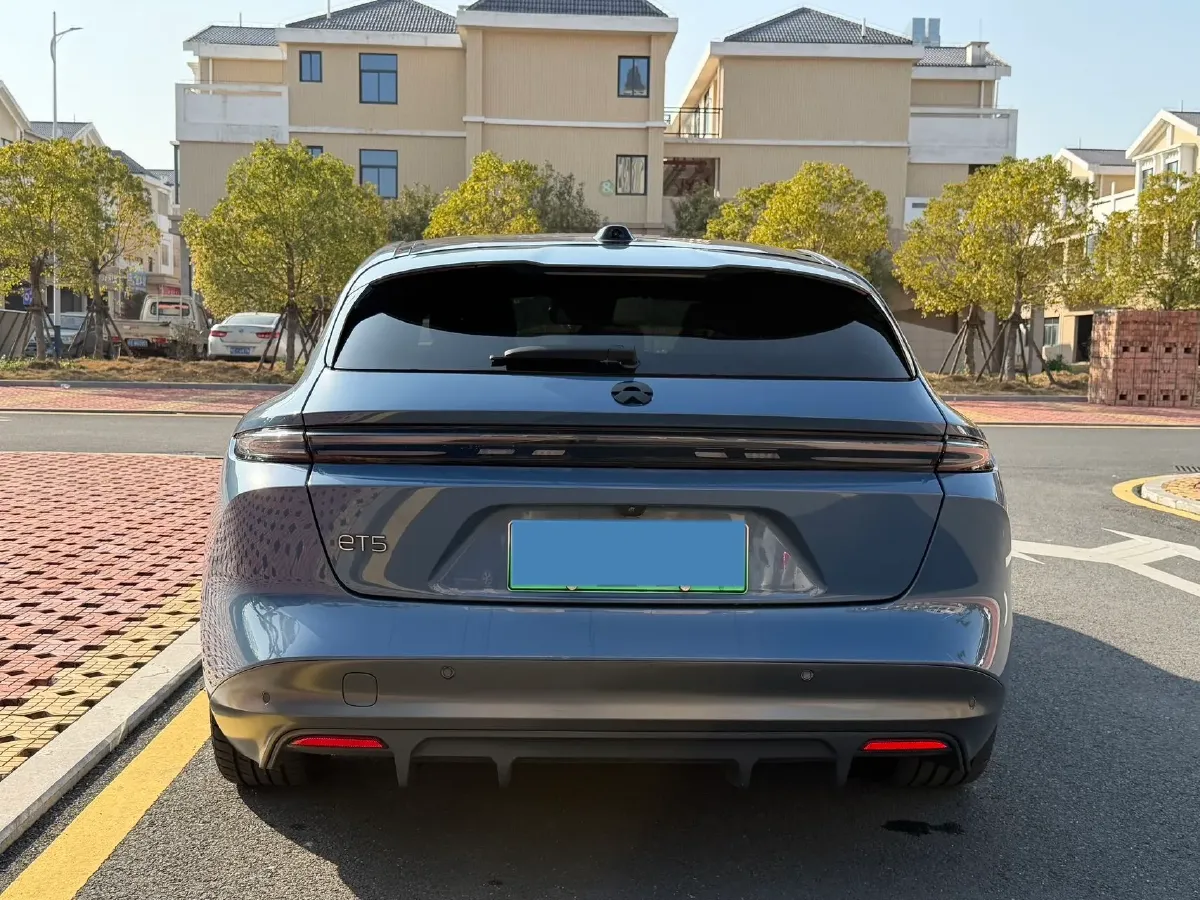 2023 NIO ET5T BEV 75KWH,autocango,china used car exporter,china ev exporter,chinese used car exporter,chinese used ev exporter