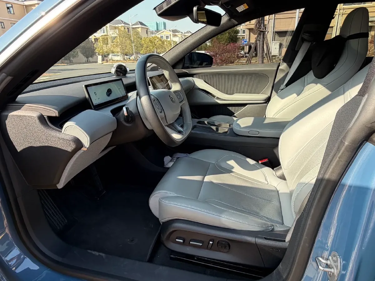 2023 NIO ET5T BEV 75KWH,autocango,china used car exporter,china ev exporter,chinese used car exporter,chinese used ev exporter