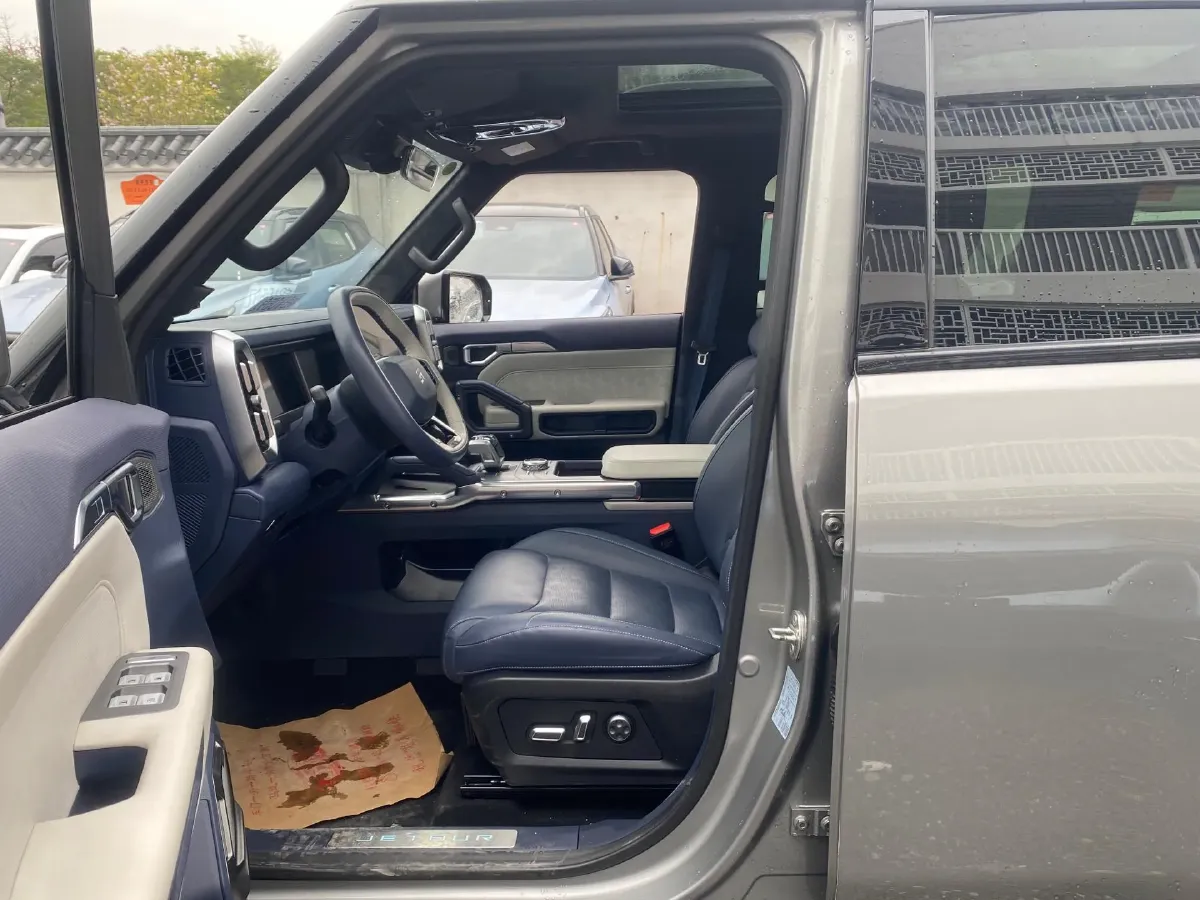 2024 Jetour ShanHai TravellerC-DM 1.5T 156HP L4 3DHT PHEV 43.24KWH,autocango,china used car exporter,china ev exporter,chinese used car exporter,chinese used ev exporter