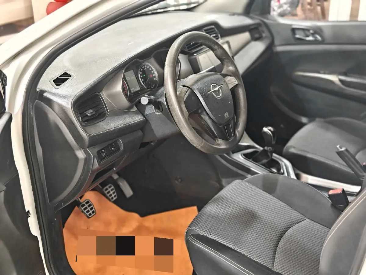 2017 HaiMa M3 1.5L 112HP L4 5MT,autocango,china used car exporter,china ev exporter,chinese used car exporter,chinese used ev exporter