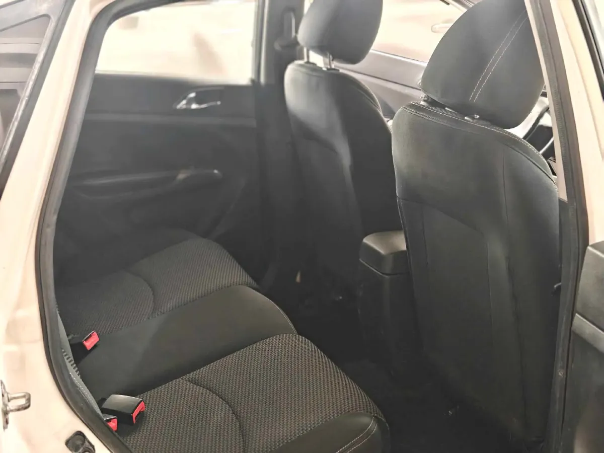 2017 HaiMa M3 1.5L 112HP L4 5MT,autocango,china used car exporter,china ev exporter,chinese used car exporter,chinese used ev exporter