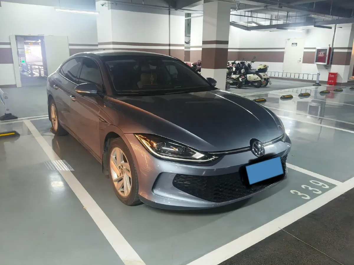 2022 Volkswagen Lavida 1.4T 150HP L4 7DCT,autocango,china used car exporter,china ev exporter,chinese used car exporter,chinese used ev exporter