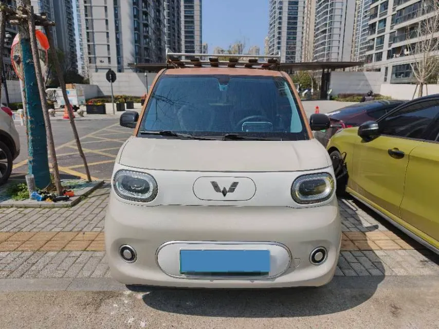 2024 WuLing HongGuang MINI EV BEV 17.3KWH,autocango,china used car exporter,china ev exporter,chinese used car exporter,chinese used ev exporter