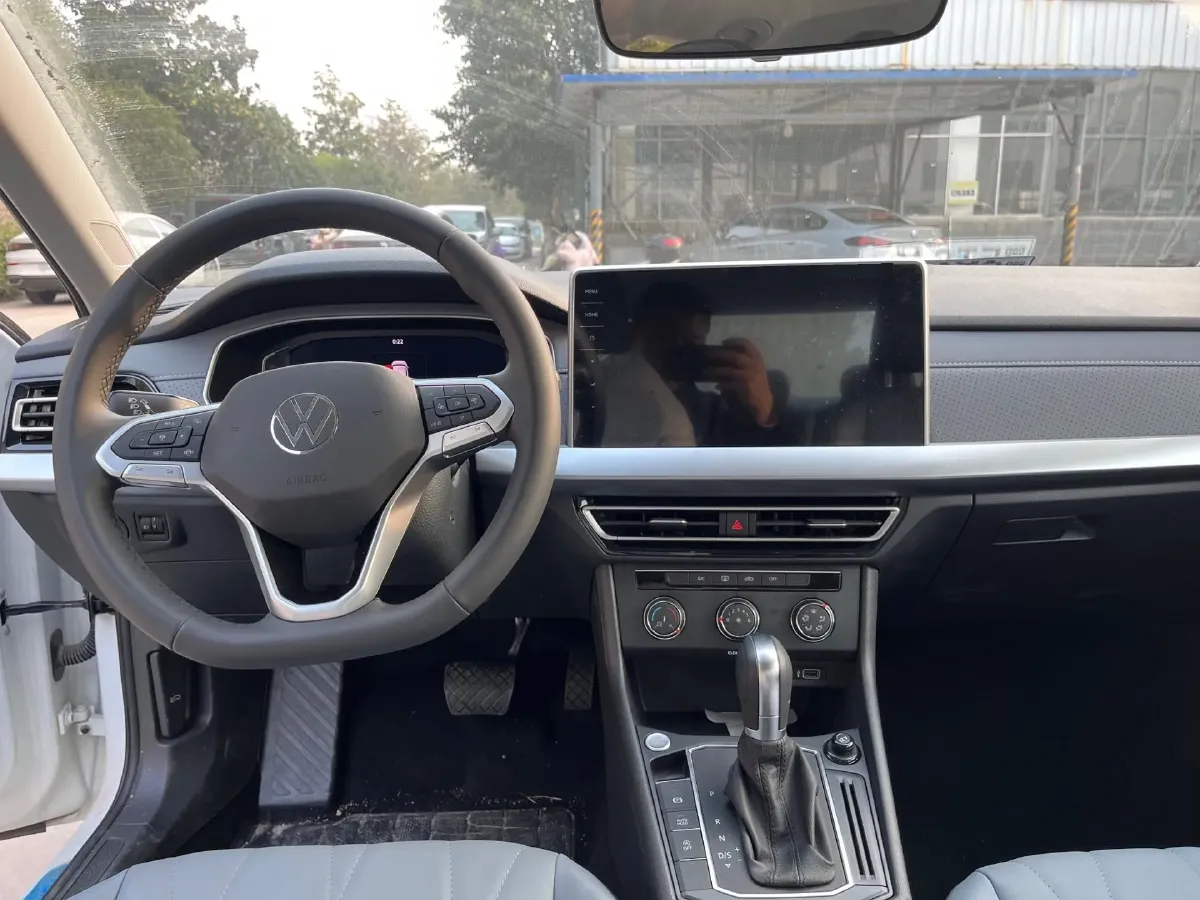 2024 Volkswagen Lavida 1.5L 110HP L4 6AT,autocango,china used car exporter,china ev exporter,chinese used car exporter,chinese used ev exporter