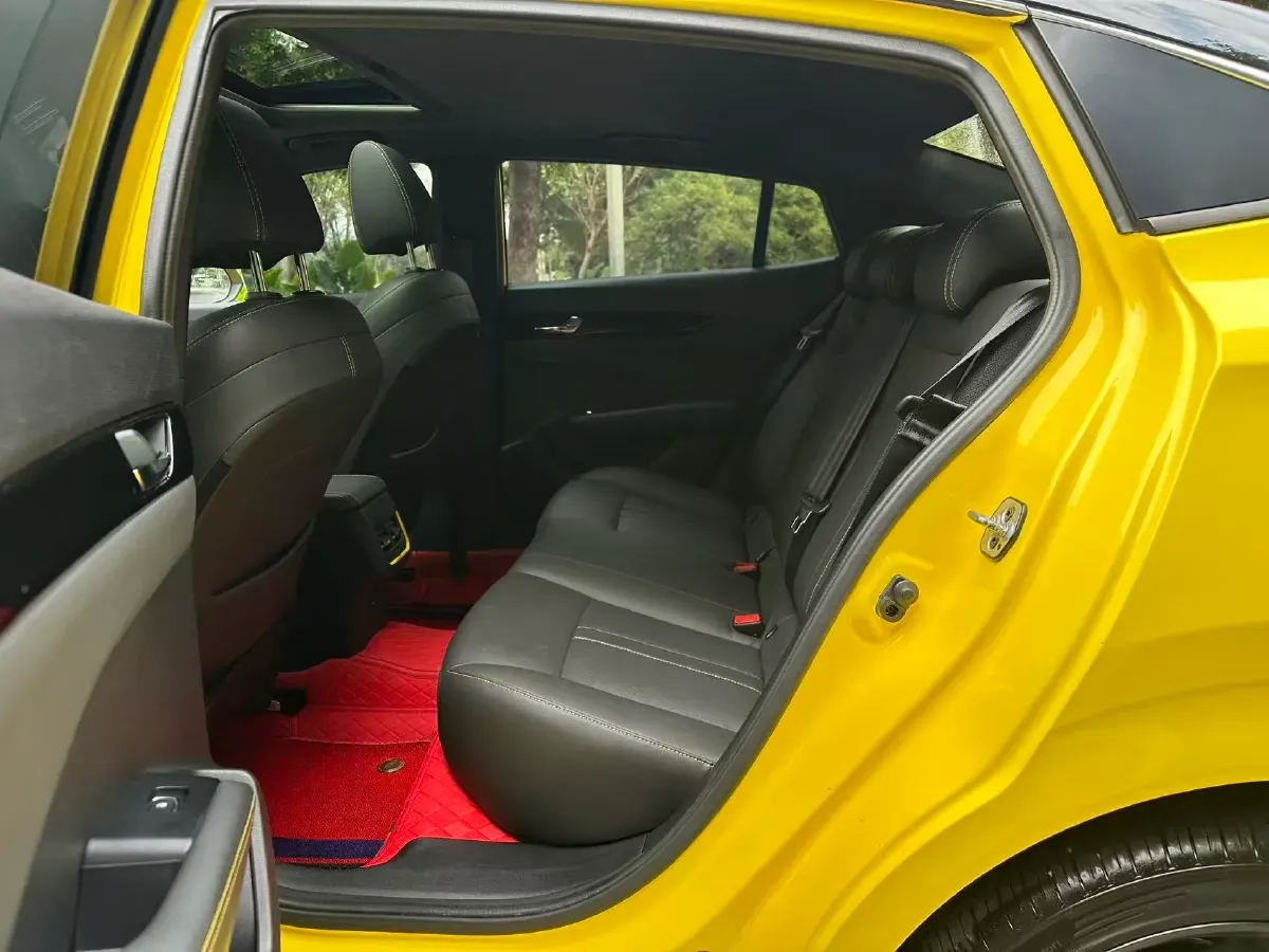 2021 DongFeng Aeolus YiXuan 1.5T 150HP L4 6DCT,autocango,china used car exporter,china ev exporter,chinese used car exporter,chinese used ev exporter