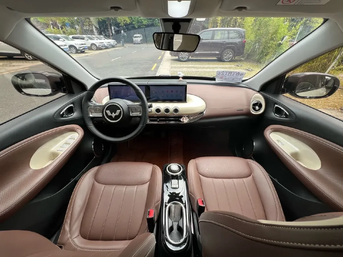 2023 WuLing BinGuo BEV 37.9KWH,autocango,china used car exporter,china ev exporter,chinese used car exporter,chinese used ev exporter