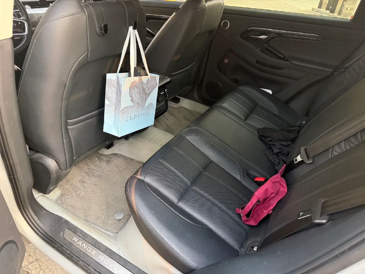 2023 Land Rover Range Rover Evoque 2.0T 249HP L4 9AT,autocango,china used car exporter,china ev exporter,chinese used car exporter,chinese used ev exporter