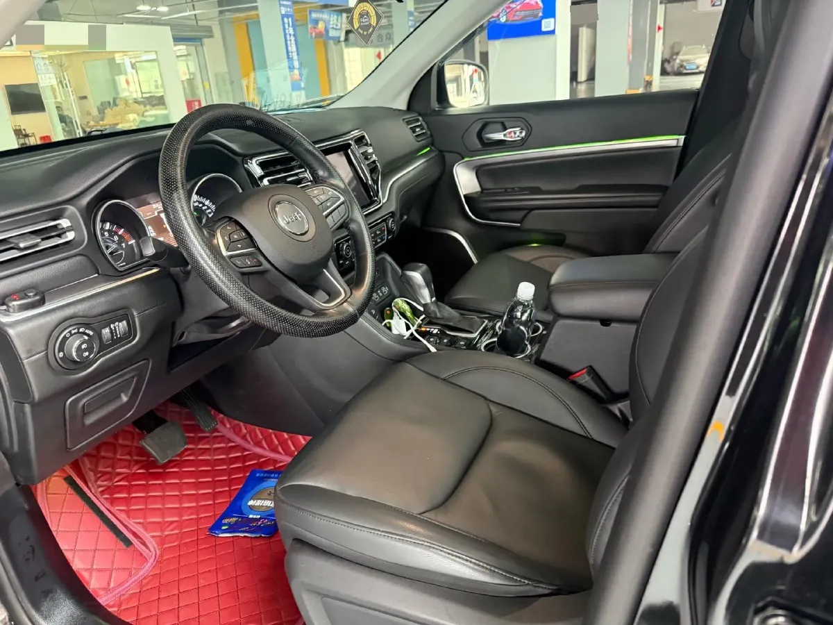 2020 Jeep Grand Commander 2.0T 265HP L4 9AT,autocango,china used car exporter,china ev exporter,chinese used car exporter,chinese used ev exporter